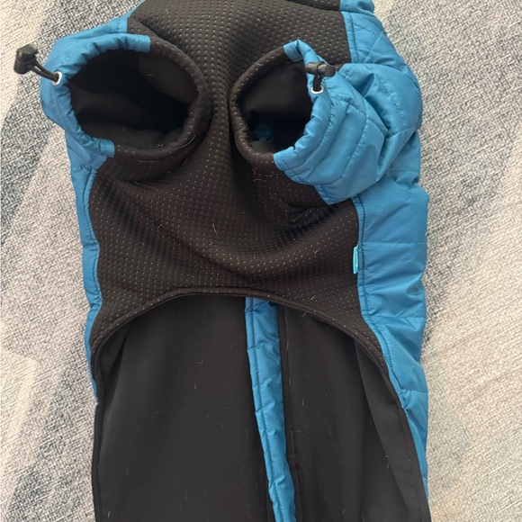 Teal Quilted Dog Coat with Adjustable Straps - Picture 2 of 3